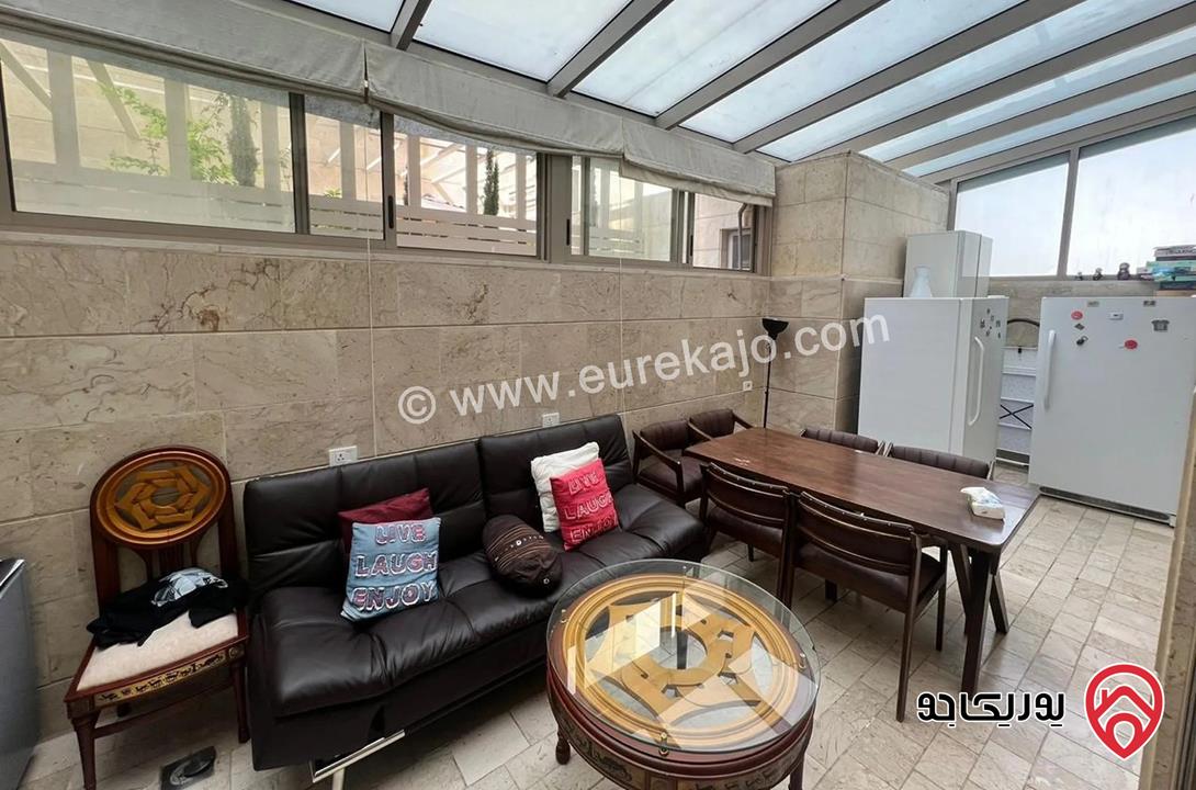شقة شبه ارضية دوبلكس مساحة 246م للبيع في عمان - دير غبار