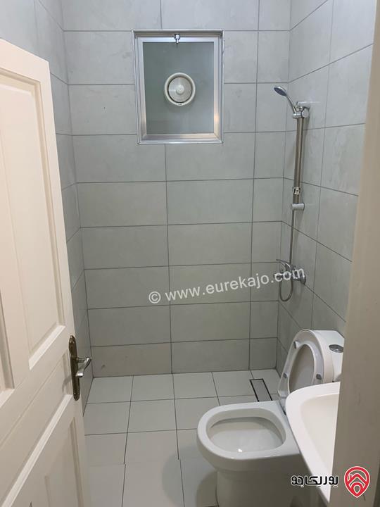 شقة طابق أول مساحة 180متر للايجار في عمان - الدوار الأول شارع الرينبو