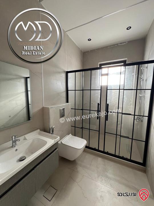 شقة دوبلكس طابق اخير مع روف للبيع في عمان - الظهير مساحة 180م مع ترس اطلالة رائعة بسعر مميز