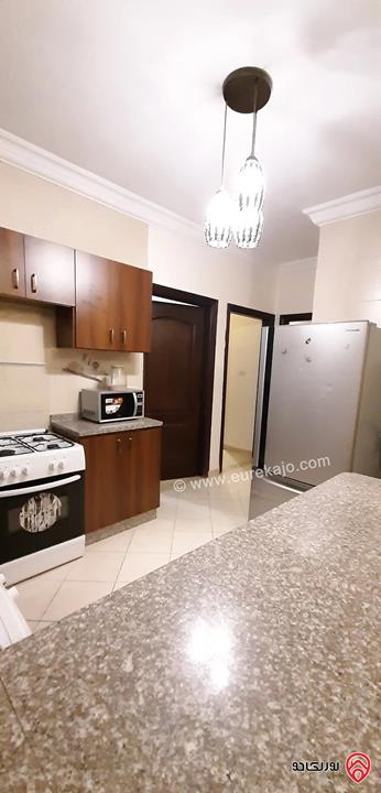 شقة مفروشة مساحة 120م للايجار في عمان - ام اذينة 