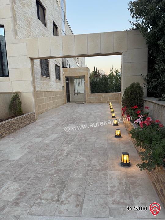 شقة مساحة 146م تسوية من الشارع الامامي وطابق ثاني من الشارع الخلفي للبيع في عمان - دابوق 