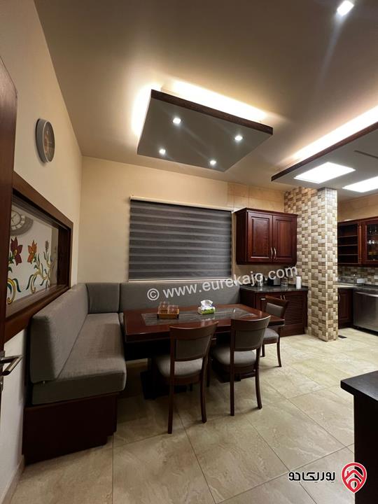 شقة فاخرة مفروشة أرضية مساحة 150م داخلي و 30م خارجي للإيجار في عمان - خلدا