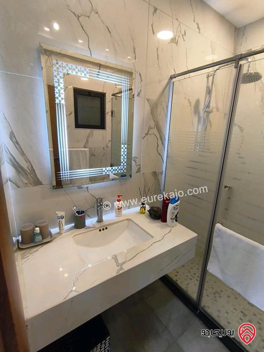 شقة طابق ثاني مساحة 150م للبيع مفروشة في عمان - الظهير