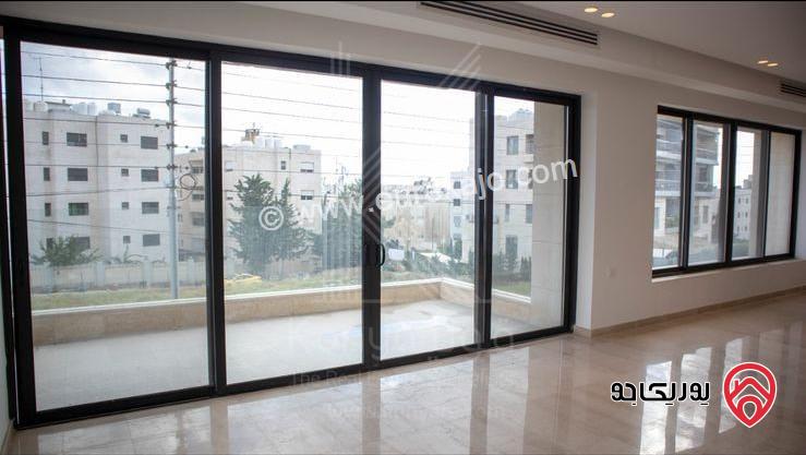 شقة فاخرة طابق اول مساحة 230م للايجار في عمان - عبدون