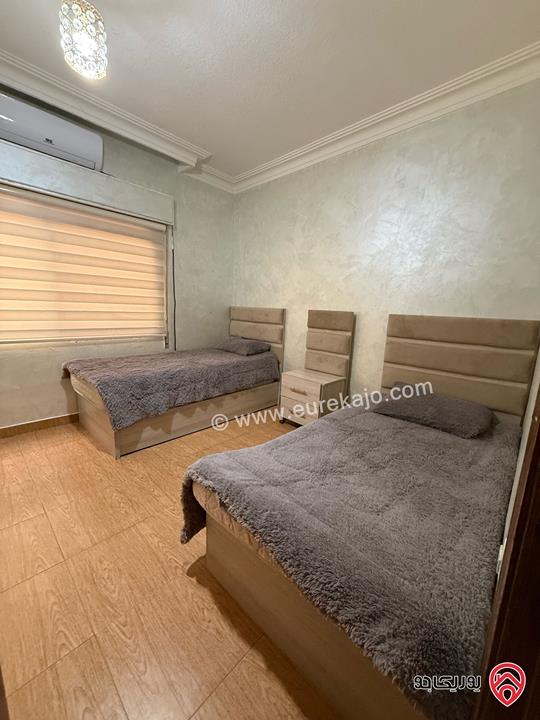 فيلا دوبلكس مساحة 300م على أرض 480م للبيع في مغاريب السلط 