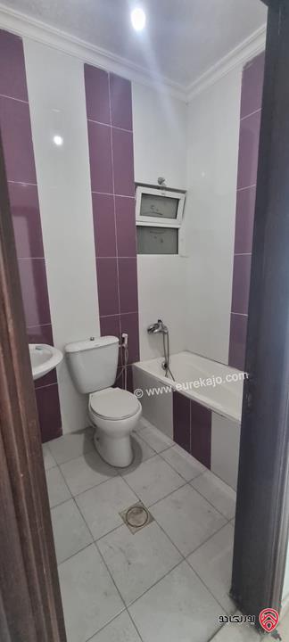 شقة مميزة مساحة 115م طابق ثالث للبيع في عمان - ام نوارة ضاحية الفاروق بالقرب من دوار البنزين من المالك مباشرة 