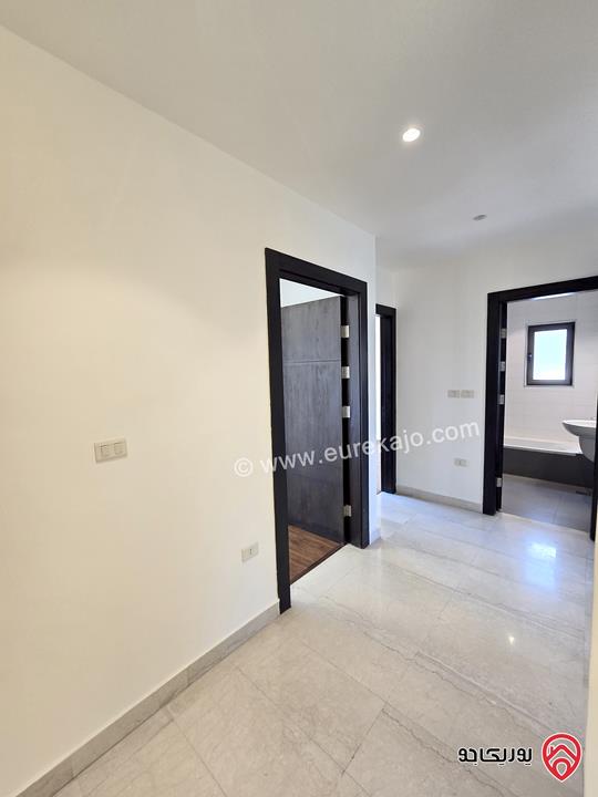 شقة طابق اول مساحة 220م مفروشة للإيجار في عمان - عبدون