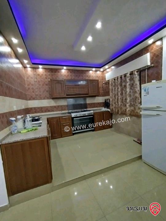 مزرعة مساحة الأرض 4 دونمات مع شاليه 250م للبيع في جرش خلف جامعة فيلادلفيا