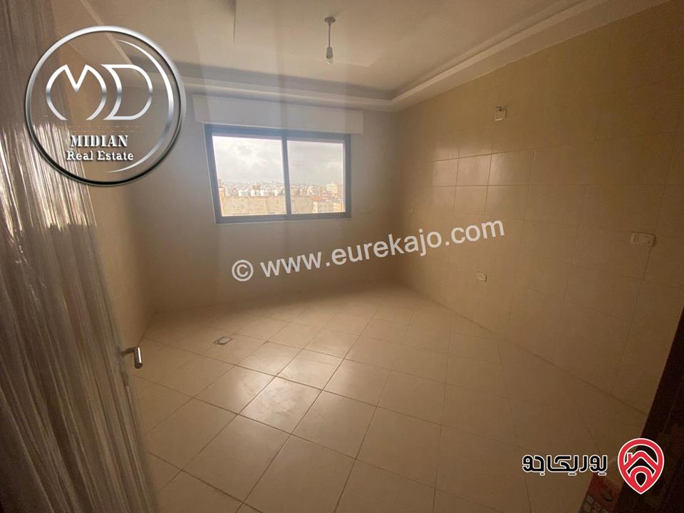 شقق فارغة للايجار في عمان - ضاحية النخيل مساحات 190م تشطيبات و ديكورات سوبر ديلوكس اطلالة جميلة بسعر مميز