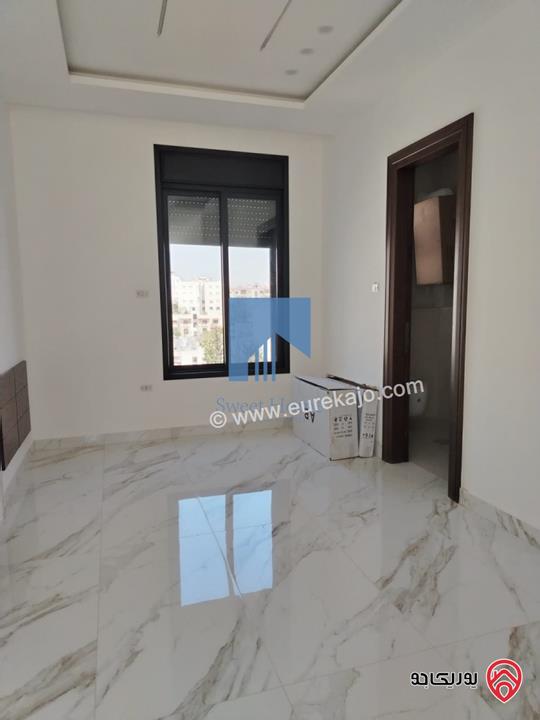 شقة فاخرة للبيع في عمان - خلدا خلف المستشفى السعودي ومقابل ميداس طابق ثالث 180م مع روف دوبلكس 130م لم تسكن