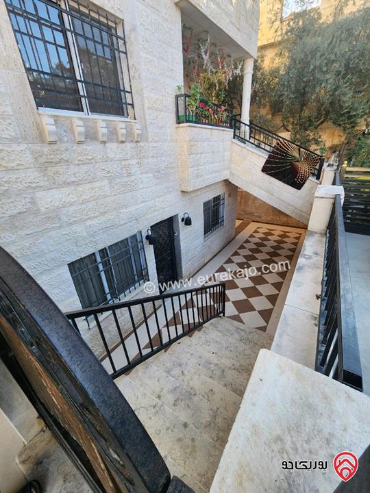 شقة تسوية مساحة 135م داخلي و 100م خارجي للبيع في اربد