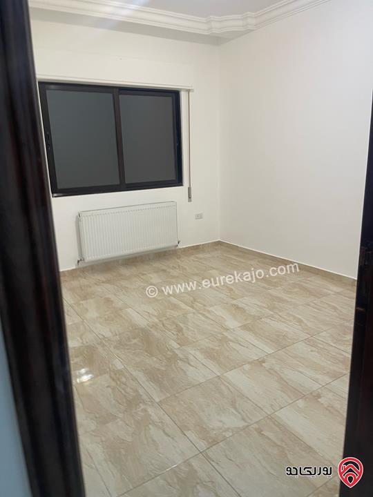 شقة شبه ارضية مساحة 168م داخلي و 100م خارجي للبيع في عمان - ضاحية الرشيد