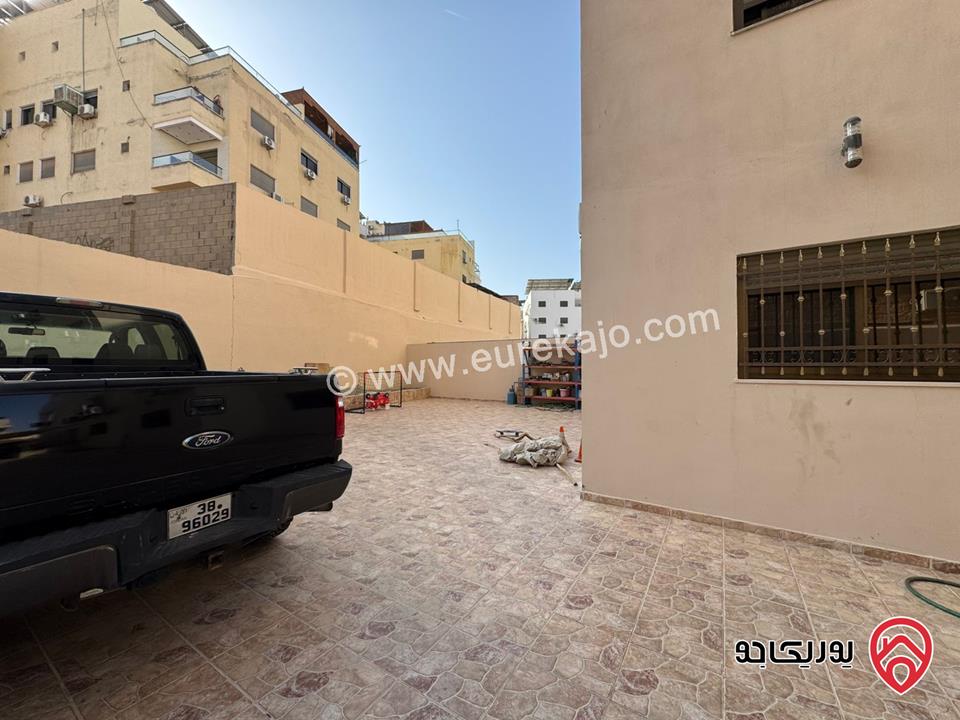 شقة أرضية مميزة مساحة 162م داخلي و 280م خارجي للبيع المنطقة الخامسة / العقبة