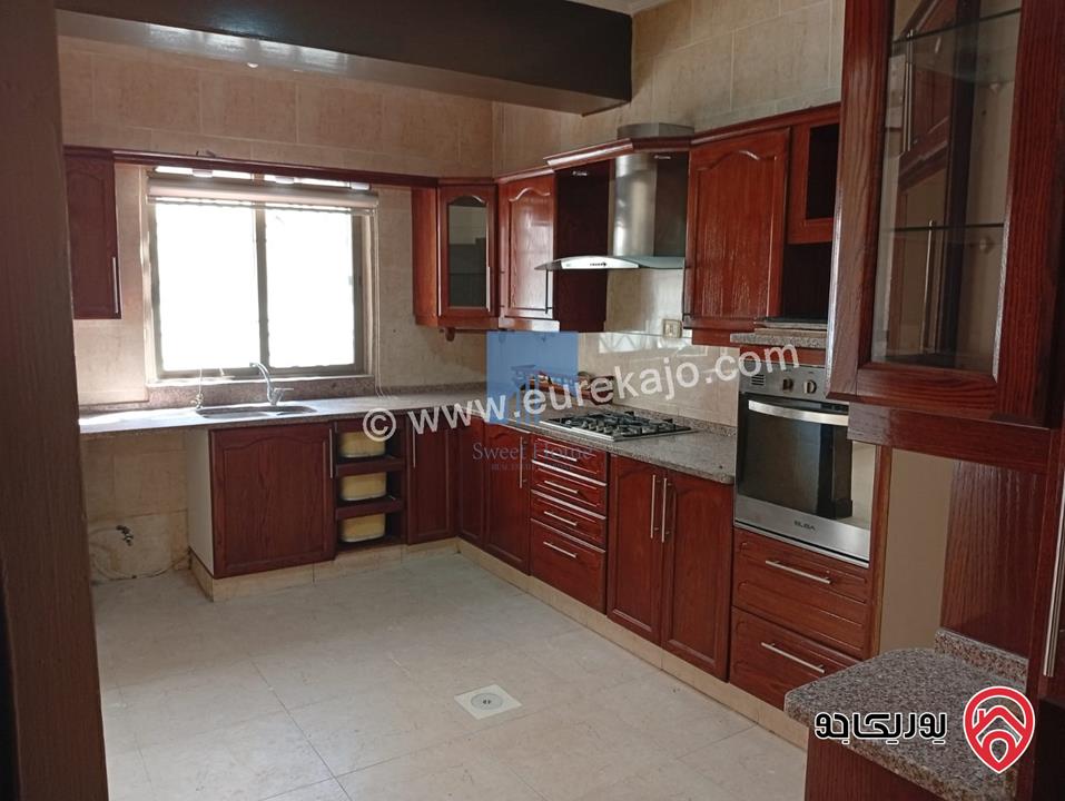 شقة أرضية مميزة مساحة 110م مع ترس 25م للبيع في عمان - الكرسي