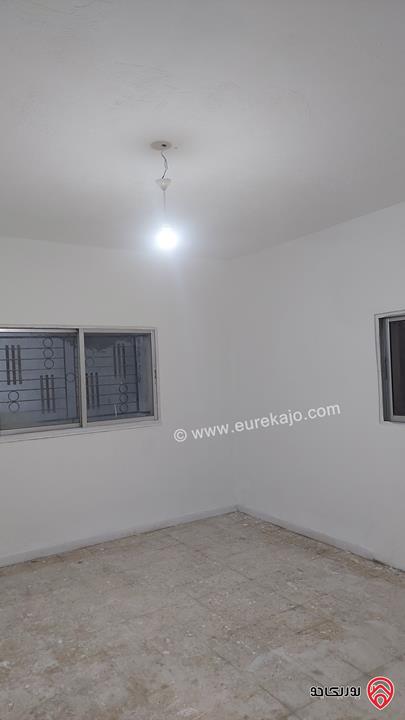 شقة طابق أول مساحة 120م للبيع في عمان - ماركا الشمالية 