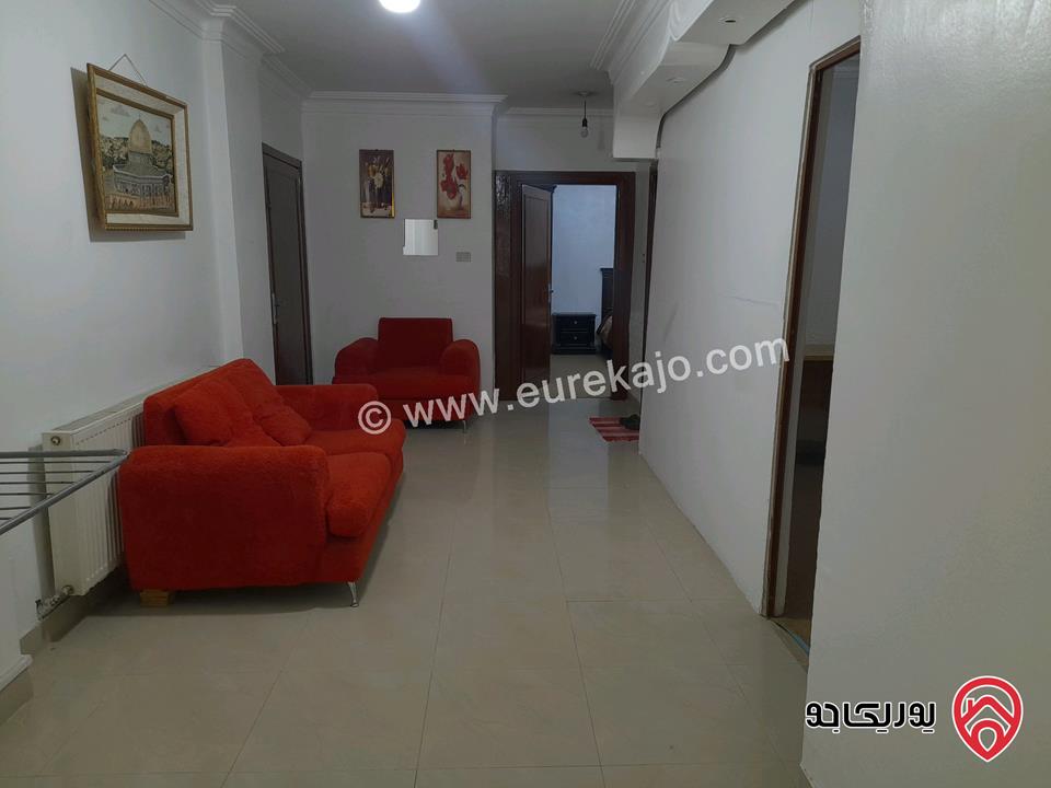 شقة مفروشة طابق اول مدخل مستقل مساحة 145م للايجار في اربد - حي الورود الشقه متوفره بتاريخ 10/20