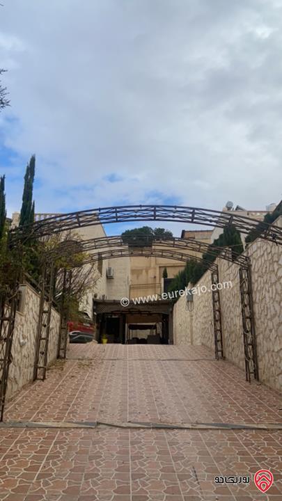 فيلا مساحة 500م على ارض 1 دونم للبيع في الزرقاء – ضاحية المدينة المنورة