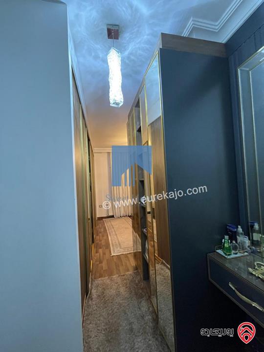 شقة مميزة للبيع في عمان - أم السماق مقابل روان كيك طابق ثالث مع روف دوبلكس 210م بسعر مغري