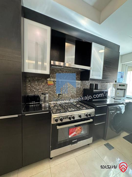 شقة مفروشة مساحة 94م مع ترس امامي 35م للبيع في عمان - ضاحية الأمير راشد