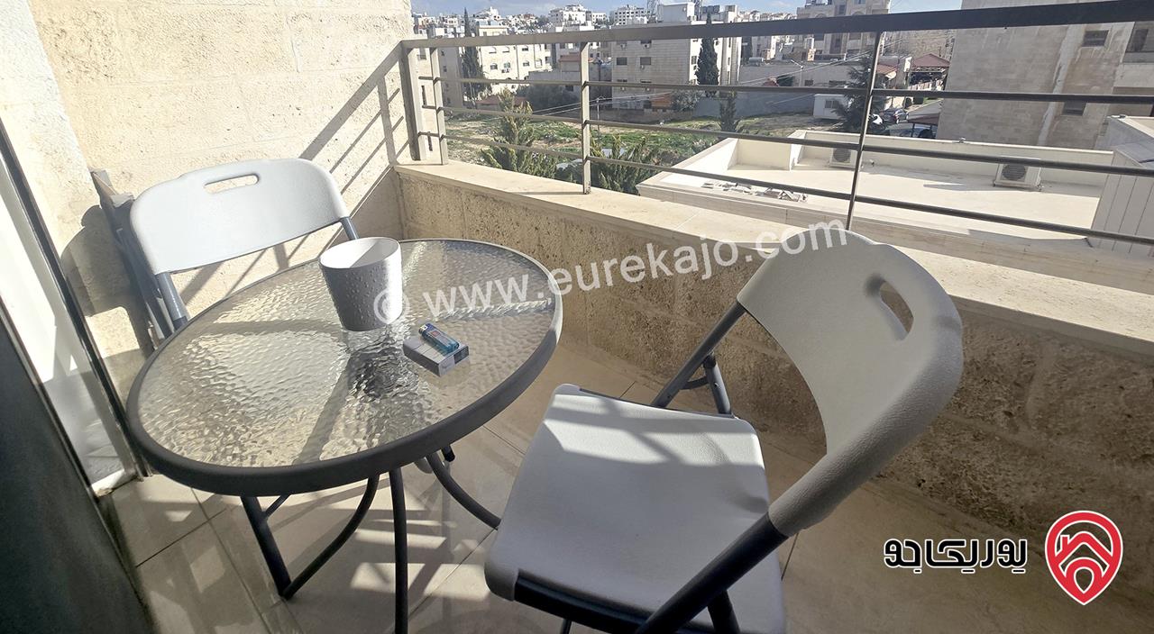 شقة طابق ثالث مساحة 120م للايجار مفروشة في عمان - الرابية