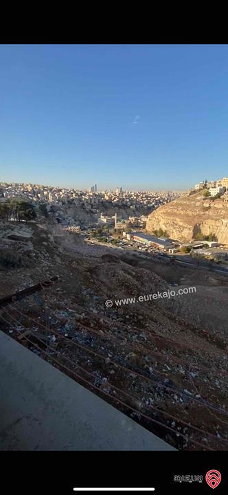 شقة أرضية مساحة 120م للبيع في عمان - الزهور