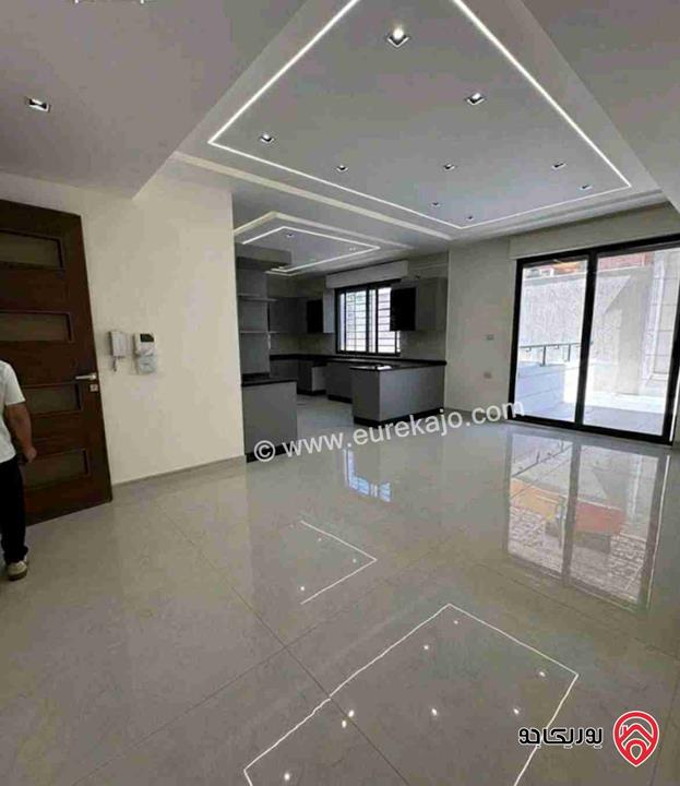 شقة شبه أرضية مساحة 200م للايجار في عمان - دابوق 