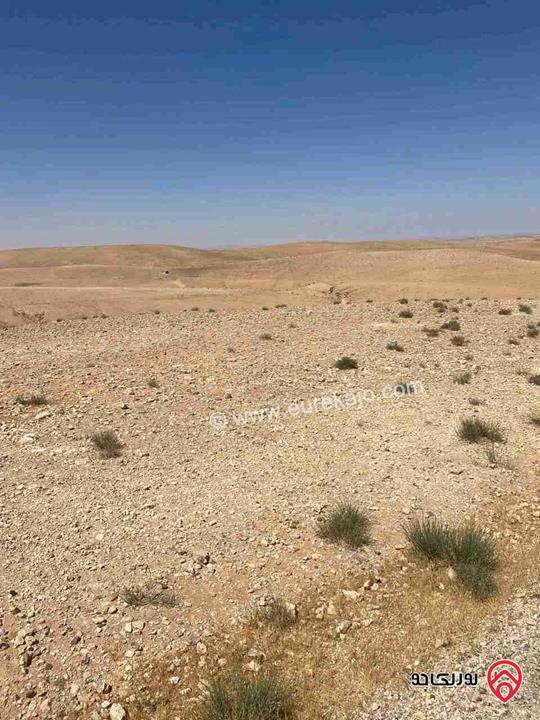 قطعة أرض مساحة 11 دونم و 943م للبيع في عمان - الموقر المحارب