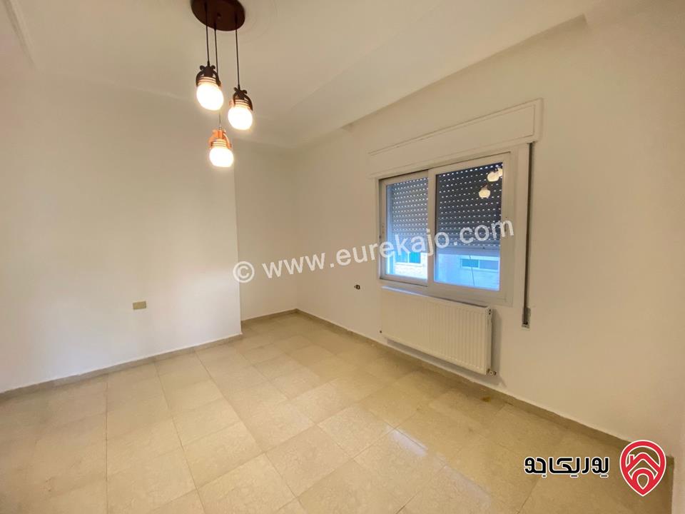 شقة طابق ثالث مساحة 200 م للبيع او للإيجار في عمان - تلاع العلي 