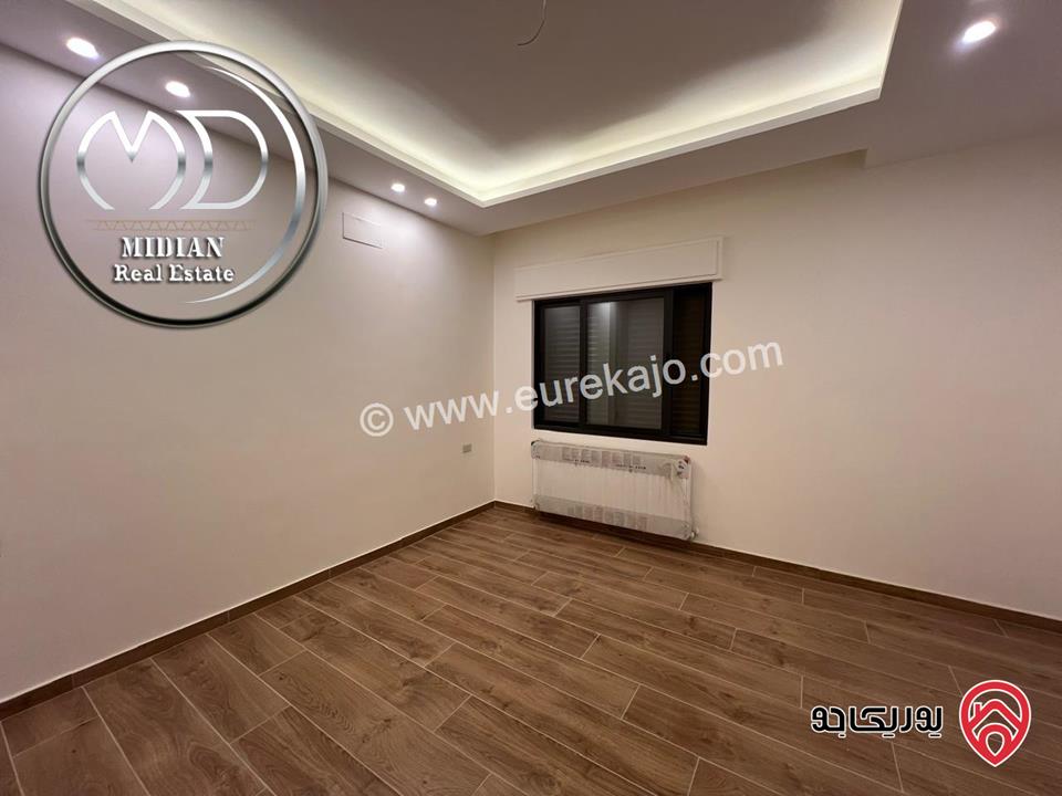 شقق شبه ارضي جديدة للبيع في عمان - الظهير مساحات 165م & 190م مع تراسات تشطيبات ديكورات فاخرة بأسعار مميزة جداً . 