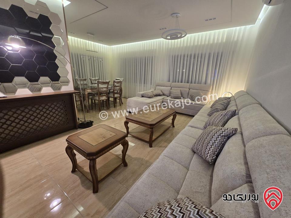 شقة فاخرة مفروشة للايجار ثلاث غرف نوم في الدوار السابع