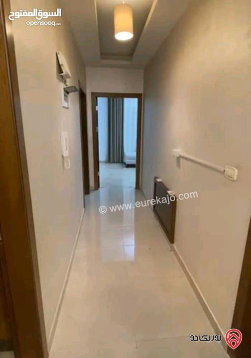 شقة فارغة طابق اول مساحة 96م للإيجار في عمان - الرابية 