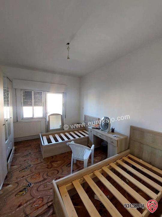 شقة طابق ثالث مساحة 192م للبيع في عمان - ضاحية الرشيد