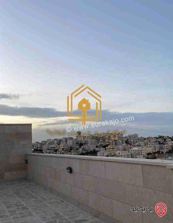 شقة دوبلكس فارغة ثالث مع روف مساحة 230م للإيجار في عمان - طريق المطار 