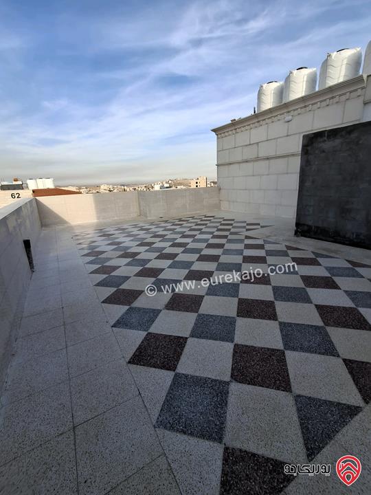 شقة طابق رابع دوبلكس مساحة 210م للبيع في عمان - الجبيهة 