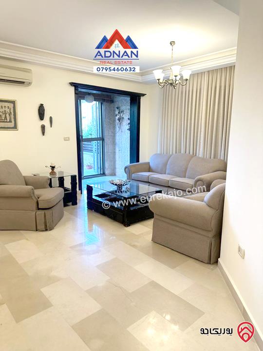 شقة ارضية مساحة 200م مع تراس مطل 40م للايجار مفروشة في عمان - الشميساني