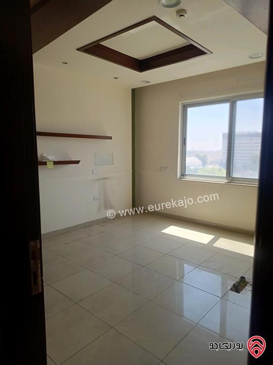 مكتب مميز مساحة 57م للبيع في عمان - الشميساني