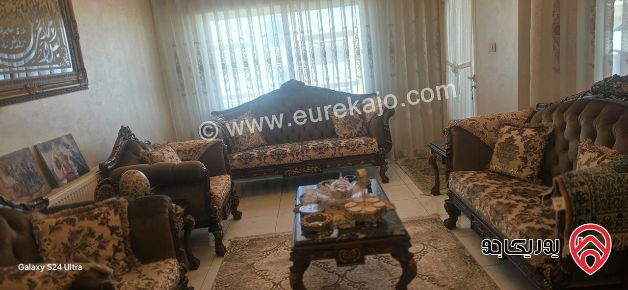شقة مساحة 320م طابق أخير مع رووف للبيع في عمان - الجاردنز 