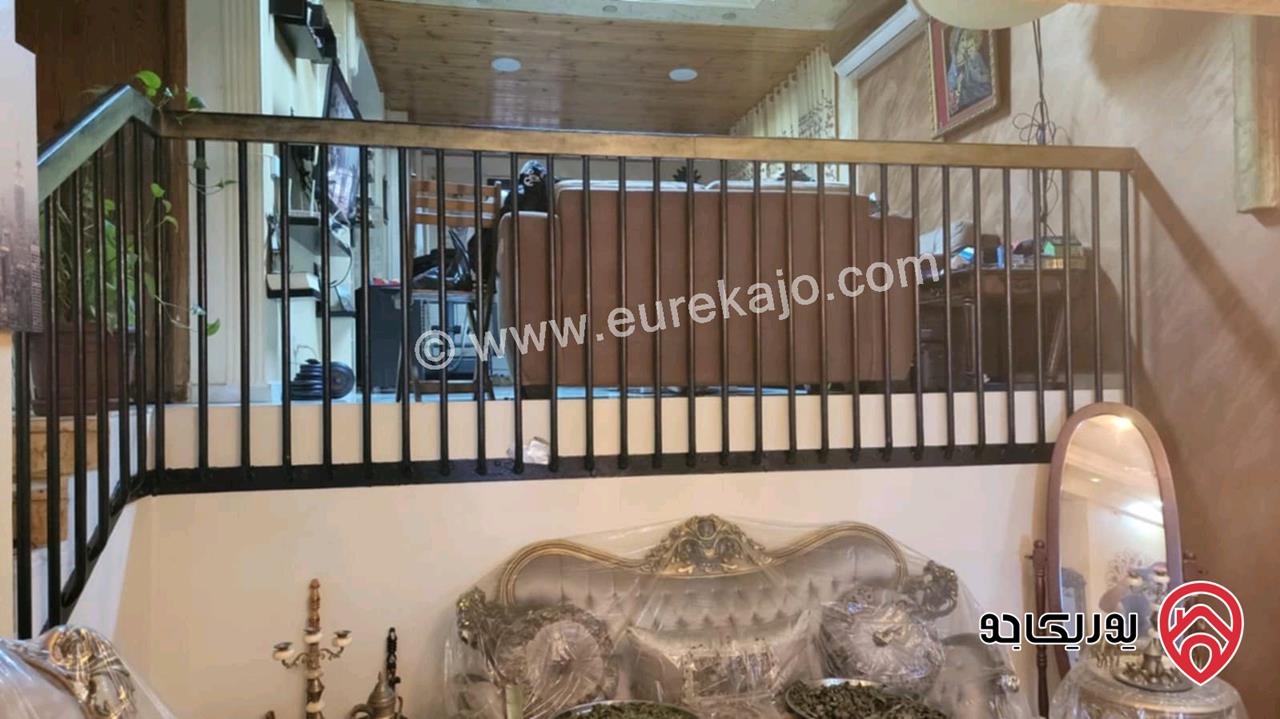 فيلا دوبلكس مساحة 149م على أرض 230م للبيع في عمان - ابو نصير