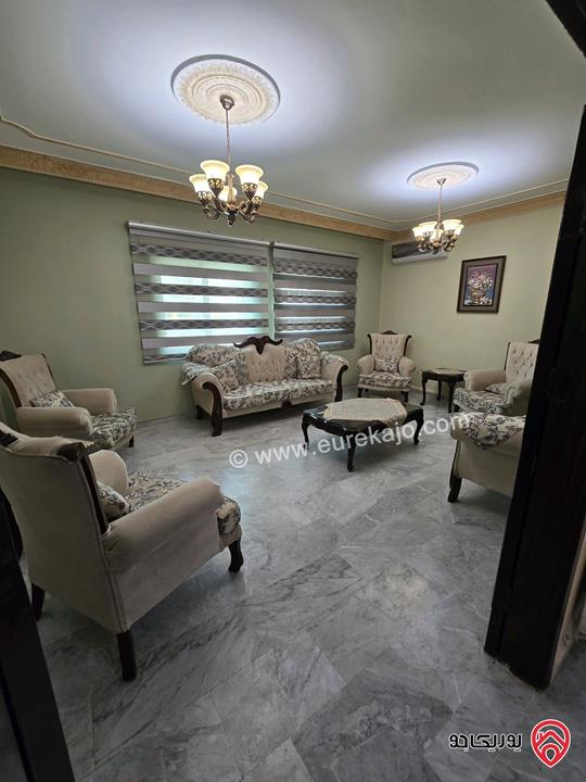 شقة مساحة 180م طابق ثاني للبيع في عمان - خلدا