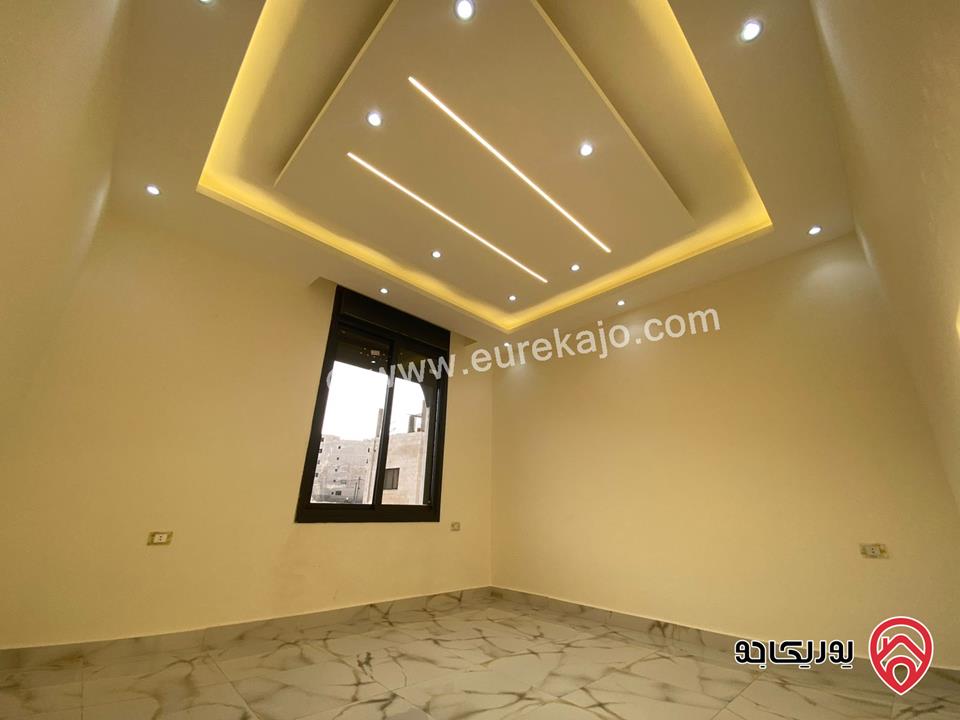 شقة مميزة طابق ثالث مع روف دوبلكس مساحة 198م مع ترس واسع 60م بمدخل مستقل للبيع في عمان - شفا بدران/ ابو نصير، دوار البحرية