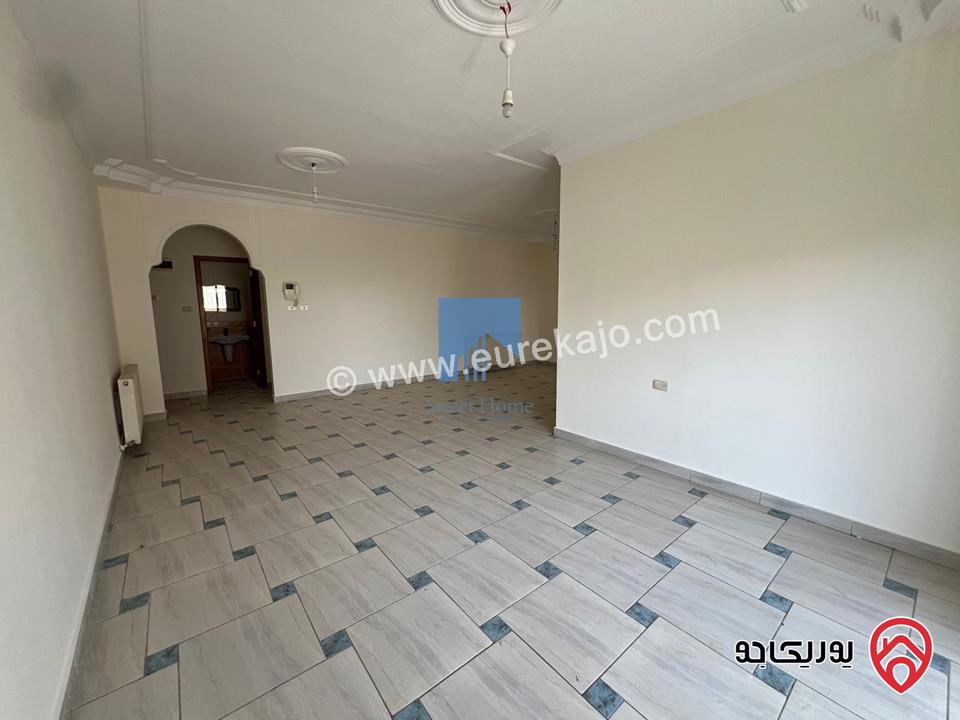 شقة طابق ثاني 165م تشطيب سوبر ديلوكس للبيع في عمان - أم السماق