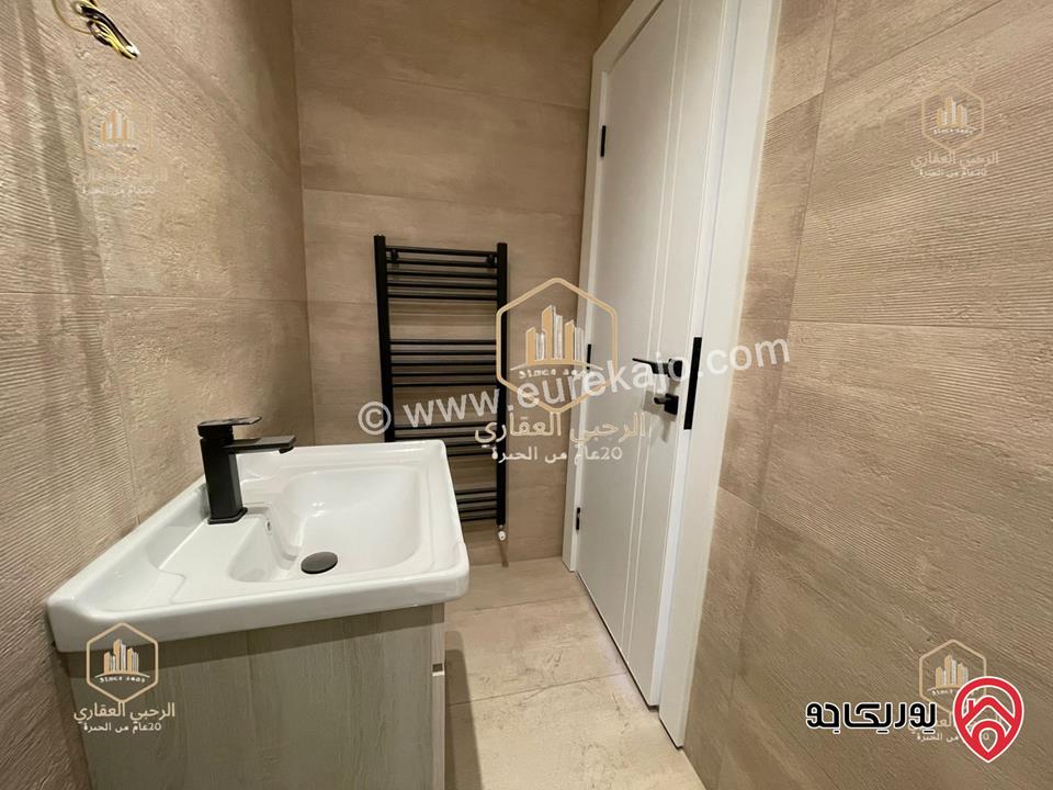 شقة مجددة مساحة 175م طابق ثاني للايجار في عمان - خلدا