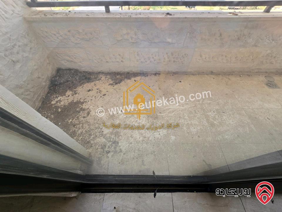 شقة فارغة طابق ثالث مساحة 124م للإيجار في عمان - ابو نصير 