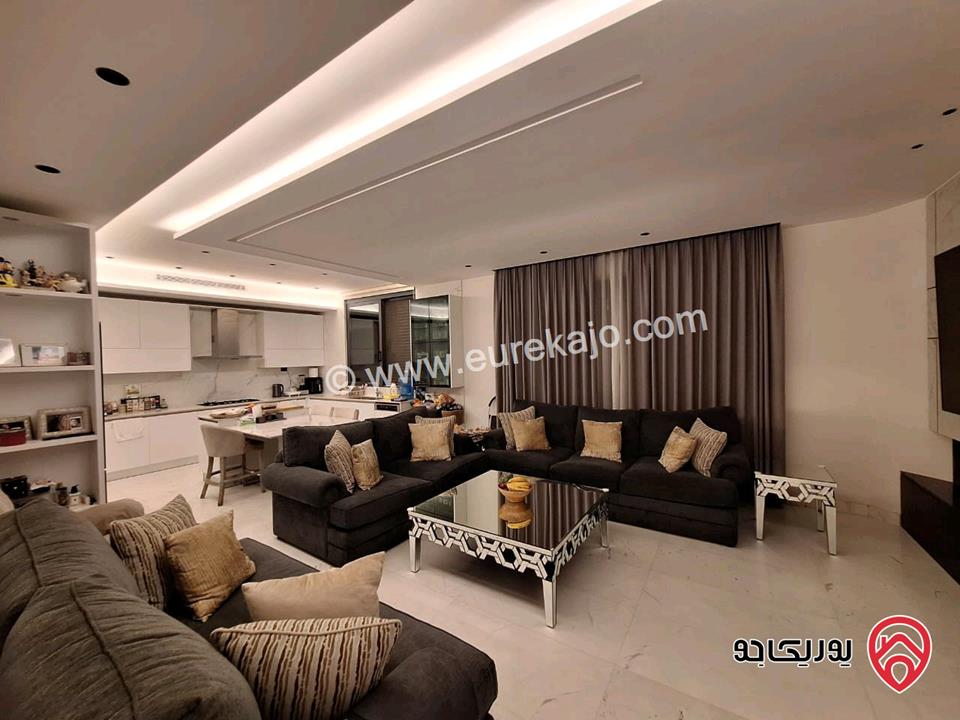 شقة فخمة طابق ثاني مساحة 333م للبيع في عمان - عبدون بالقرب من السفارة السعودية