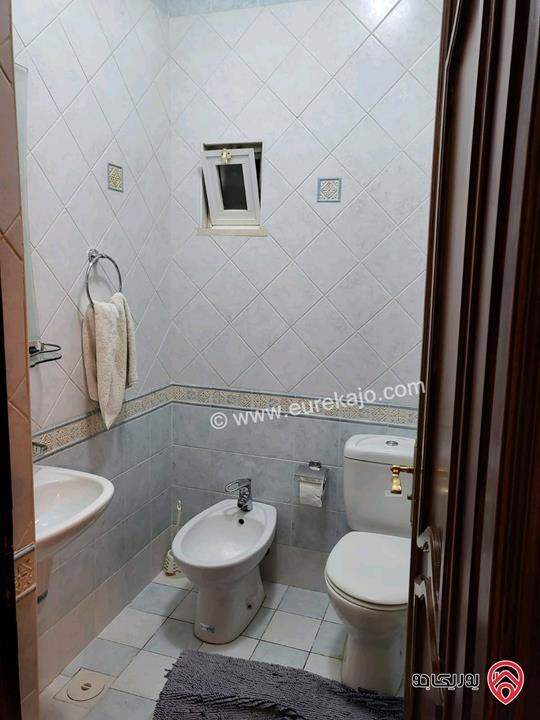 شقة أرضية دوبلكس مساحة 319م داخلي و 100م خارجي للبيع في عمان - ام السماق