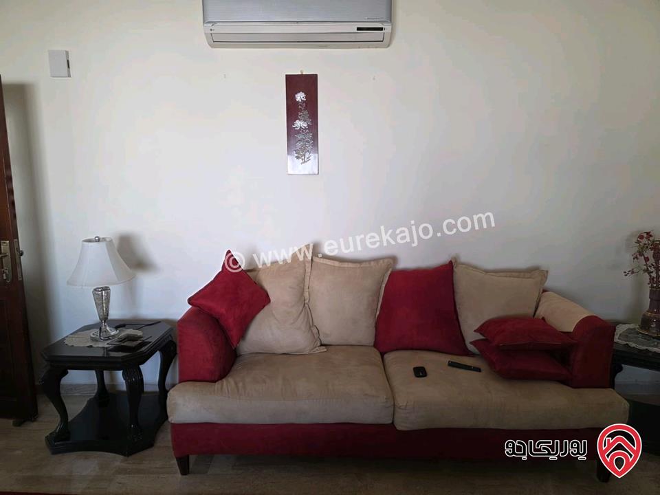 شقة فاخرة مفروشة مساحة 180م طابق ثالث للبيع في عمان - خلدا