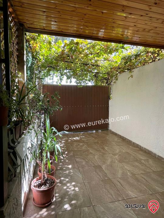 شقة أرضية مساحة 109م داخلي و 50م خارجي للبيع في عمان - الياسمين 