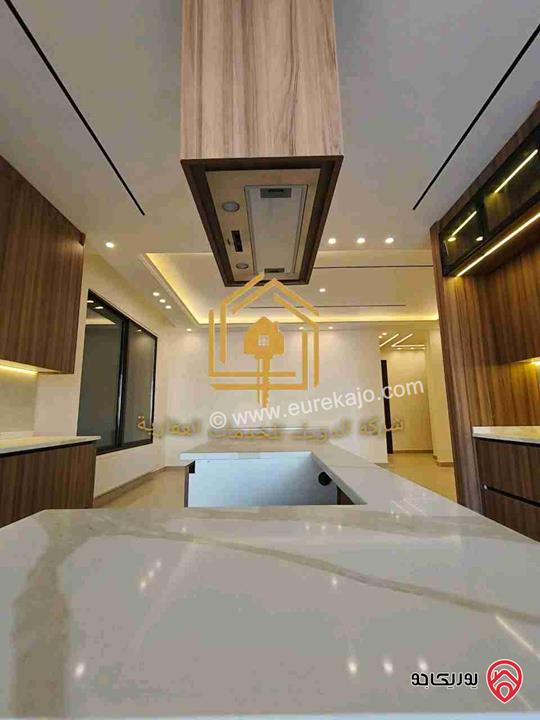 شقة جديدة لم تسكن طابق ارضي مساحة 180م داخلي و 70م خارجي للايجار في عمان - طريق المطار 