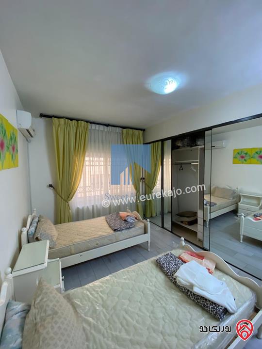 شقة مفروشة فاخرة للبيع في عمان - خلدا قرب المدارس الإنجليزية طابق اول 180م تشطيب سوبر ديلوكس