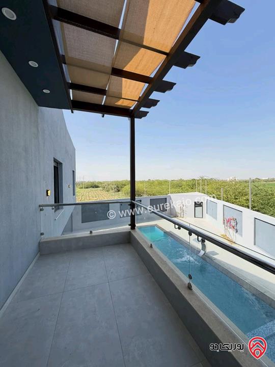 شاليه مساحة 280م على أرض 475م للبيع في البحر الميت - الرامة